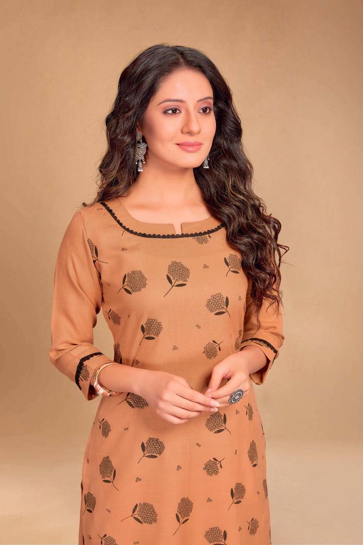 Style Samsara Foil Printed cotton blend kurti with pant