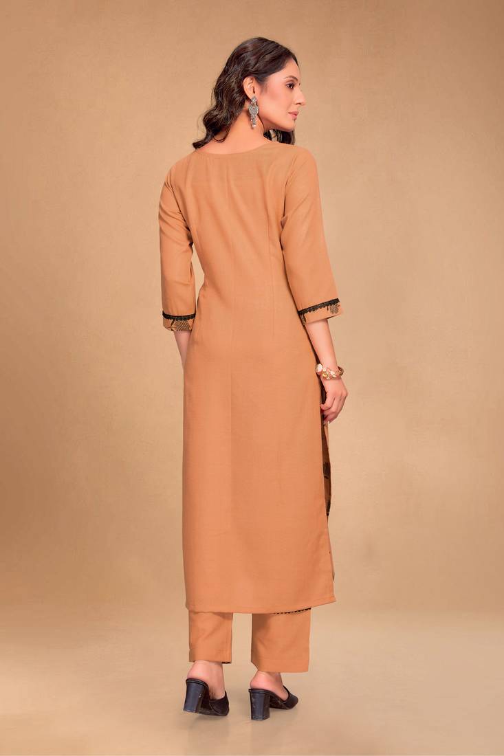 Style Samsara Foil Printed cotton blend kurti with pant