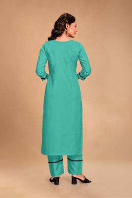 Style Samsara Foil Printed cotton blend kurti with pant 5