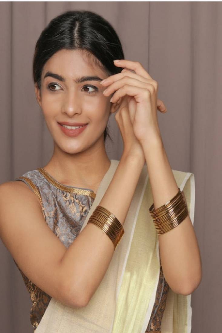 Gold plated 24pacs plain bangle