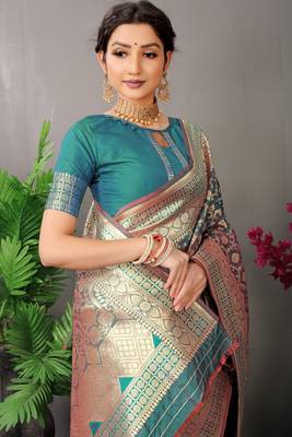 Teal Woven silk blend Saree With Blouse 4
