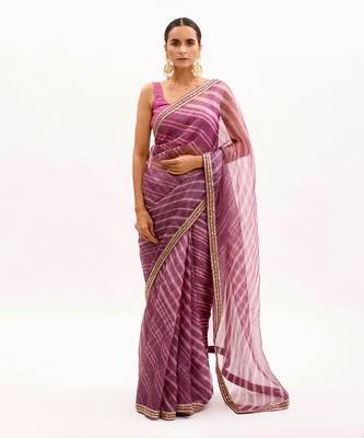 Lilac Hand Embroidered Lahariya Saree Set 2
