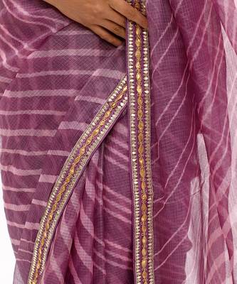 Lilac Hand Embroidered Lahariya Saree Set 8