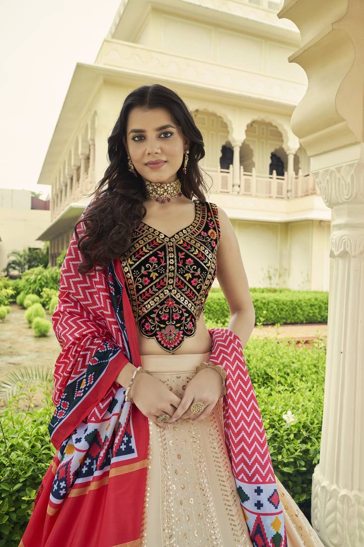 BEIGE SEQUINS EMBROIDERED GEORGETTE FESTIVE & PARTY WEAR SEMI STITCHED LEHENGA