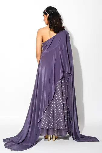 Misty mauve