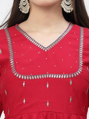 Crimson zari viscose salwar 4