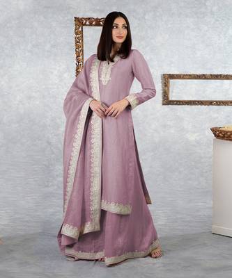 Elderberry Kashmiri Tilla Embroidered Kurta Set 7