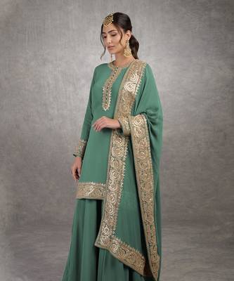 Kale Rosegold Marori Gota Patti & Zardozi Hand Embroidered Sharara Set 5