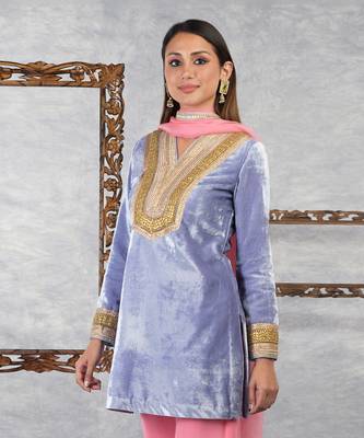 Blue Iris- Geranium Pink Silk Velvet Gota Kurta Set With Dupatta 8