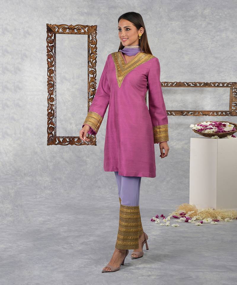 Ibis Rose- Purple Rose Raw Silk Gota Kurta Set With Dupatta