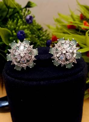 Green earrings 1