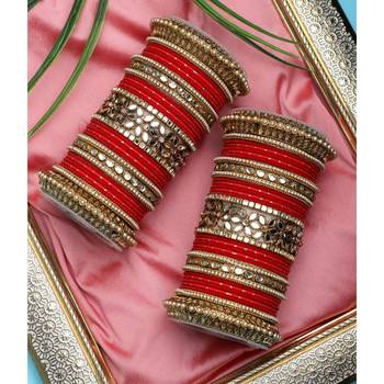 Red bangles-and-bracelets 1