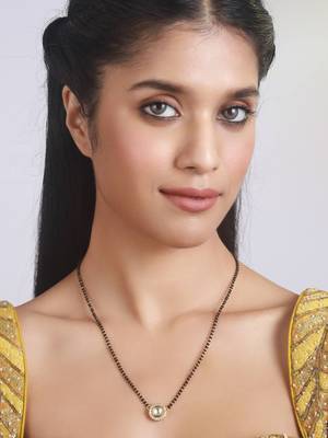 Gold mangalsutra 5