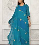 Green embroidered georgette kurta &-sets