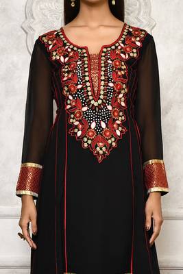 Black embroidered georgette kurta &-sets 5