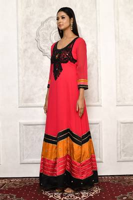 Red embroidered georgette kurta &-sets 3