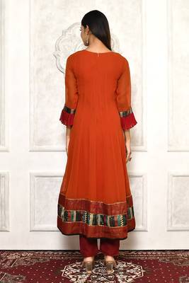Orange embroidered georgette kurta &-sets 4