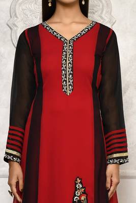 Maroon embroidered georgette kurta &-sets 5