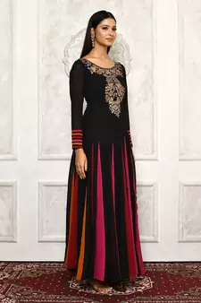 Black embroidered georgette kurta &-sets