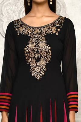 Black embroidered georgette kurta &-sets 5