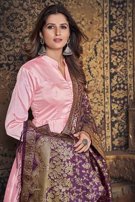 Baby-pink embroidered art silk salwar 3