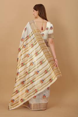 White woven silk saree with blouse 3