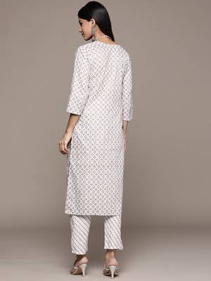 Off-white embroidered cotton kurta sets 3