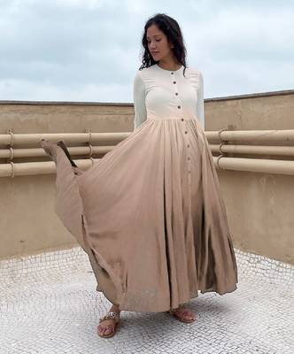 TANIA 1