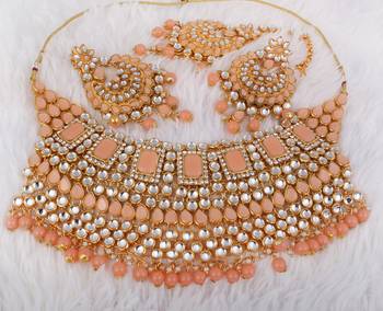 Beige cubic zirconia necklaces 2