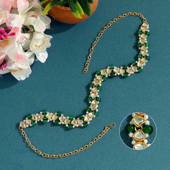 Green hair-accessories 2