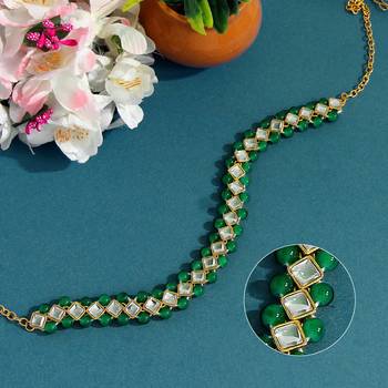 Green hair-accessories 2