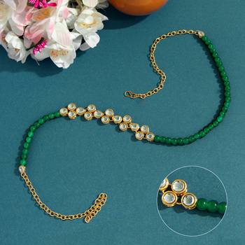 Green hair-accessories 2
