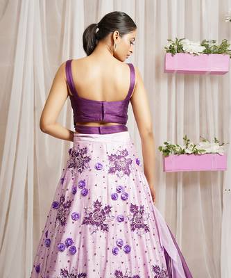 LEHANGA SKIRT WITH BLOUSE AND RUFFLED DUPATTA 5