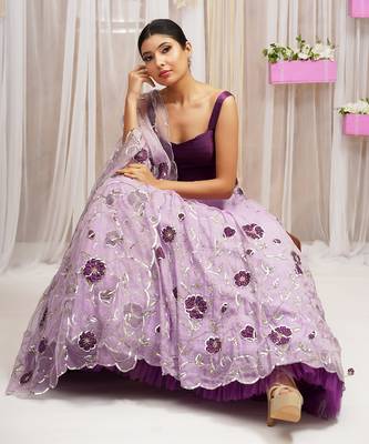 SKIRT LEHANGA WITH BLOUSE AND DUPATTA 5