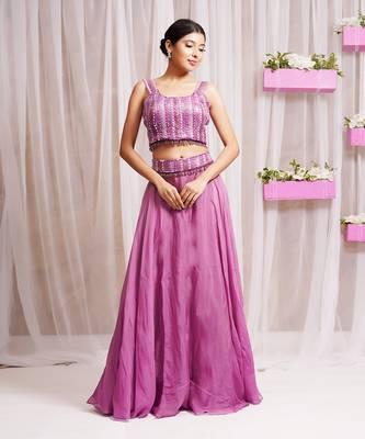 CAP SET WITH BLOUSE AND SHARARA 3