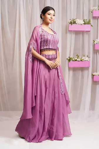CAP SET WITH BLOUSE AND SHARARA