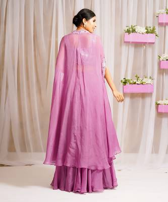 CAP SET WITH BLOUSE AND SHARARA 6