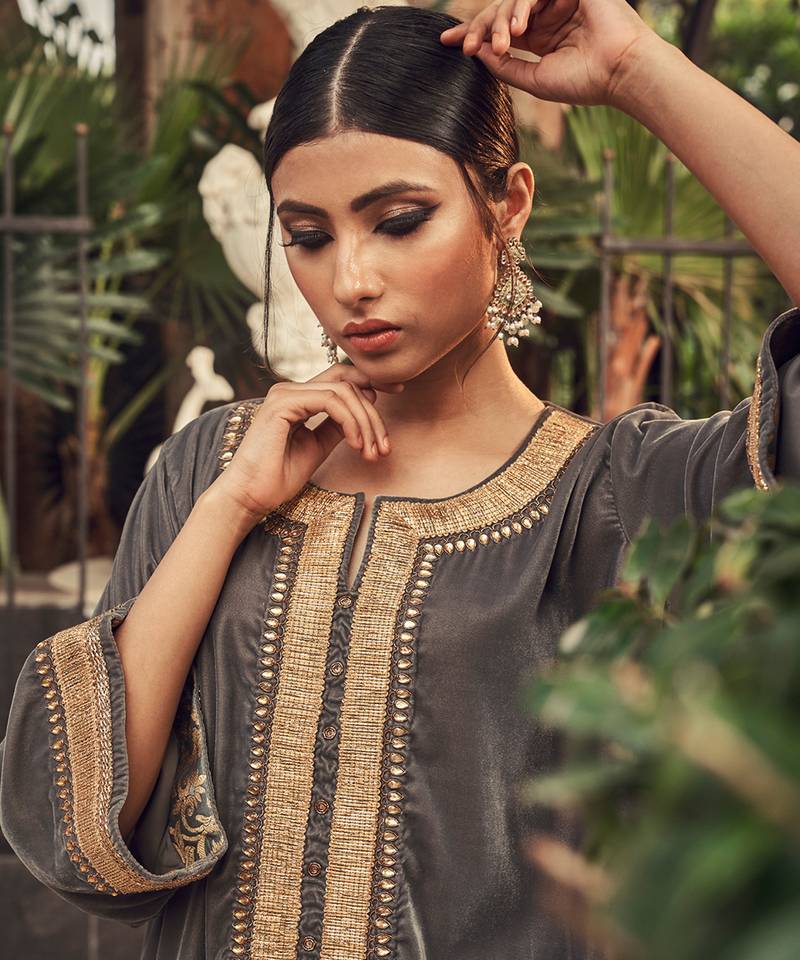 Steel Gray Velvet Kurta And Dhoti Salwar