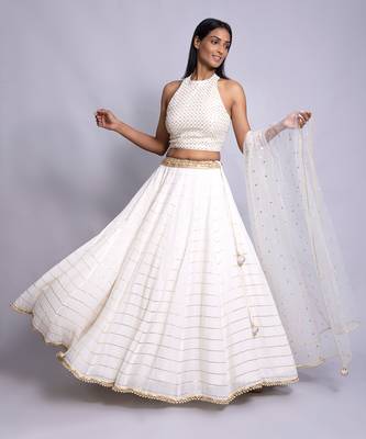 Long Skirt With Halter-Sleeved Blouse And Dupatta Set 3