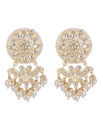 Gold Plated Kundan and Pearl Stuuded Maang-tikka and Earring 3
