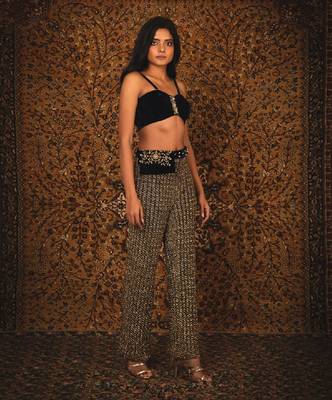 Blue Shehzadi Pant Set 4