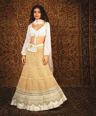 White Madhushmita 1