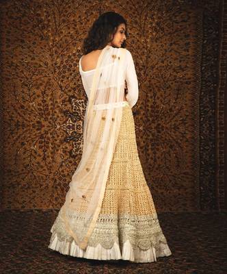 White Madhushmita 2