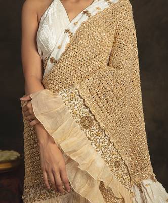 Siya White Saree Set 4