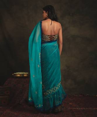 Vaidehi Blue Saree Set 2