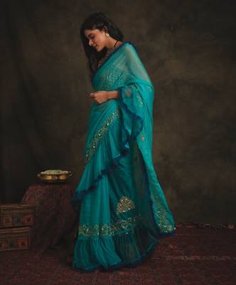 Vaidehi Blue Saree Set 3