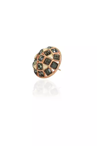 Fika Studs