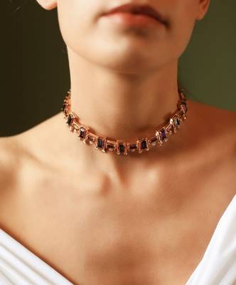 Blue In Rosegoldchoker 3