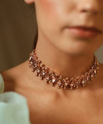 Pink In Rosegoldchoker 3