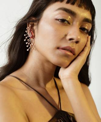 Red EARRING 2